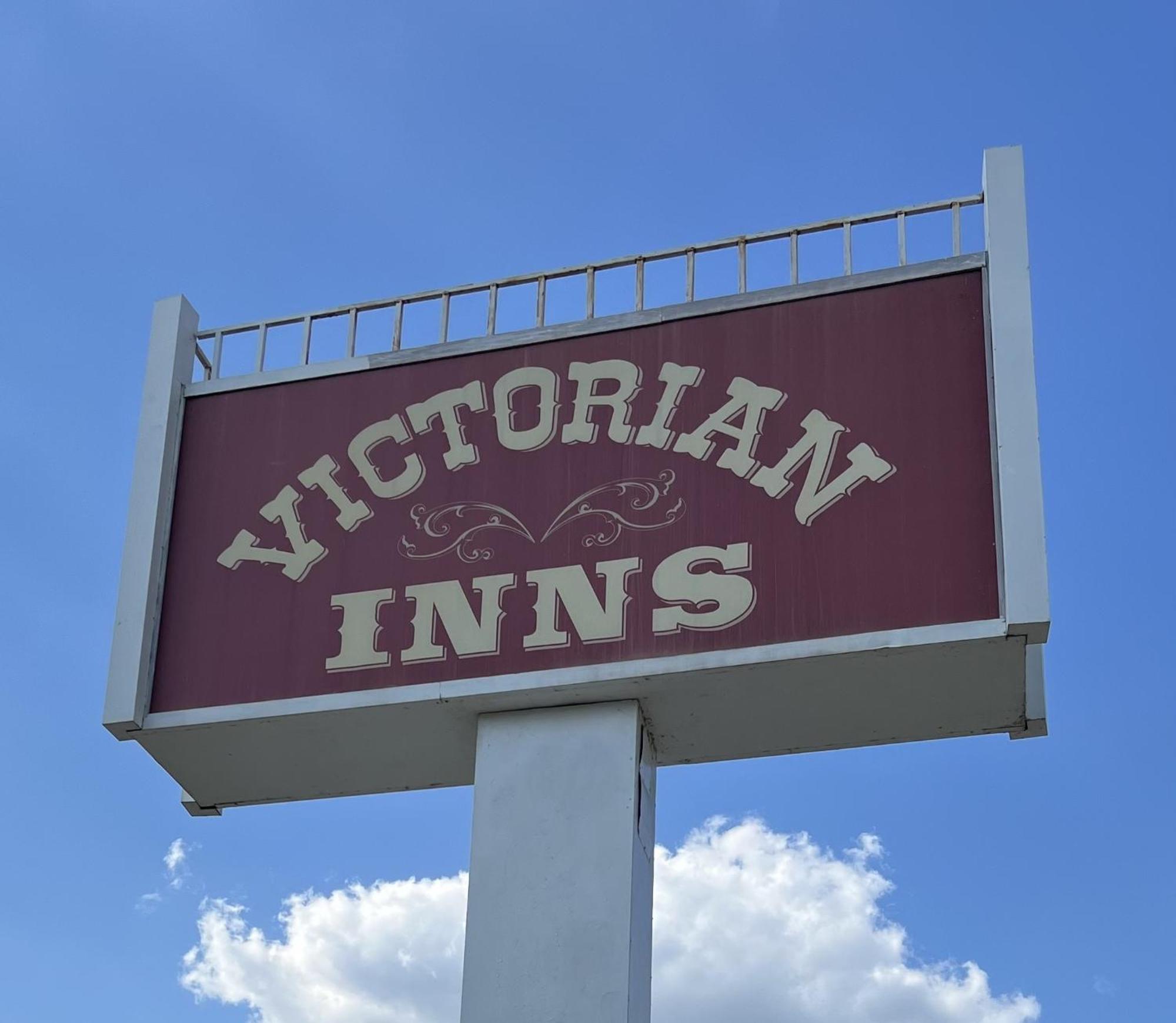 Victorian Motel